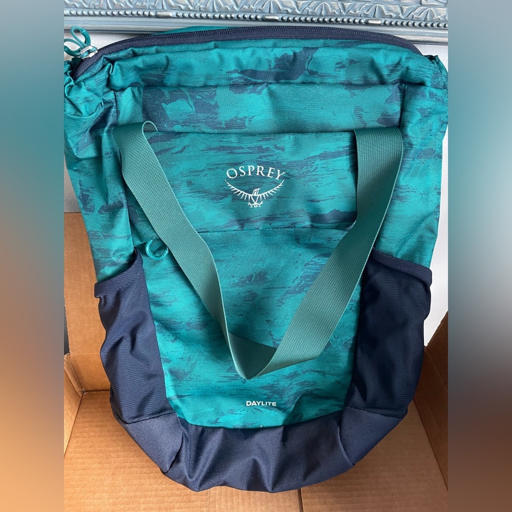 Osprey Daylite Tote Pack Night Arches Green